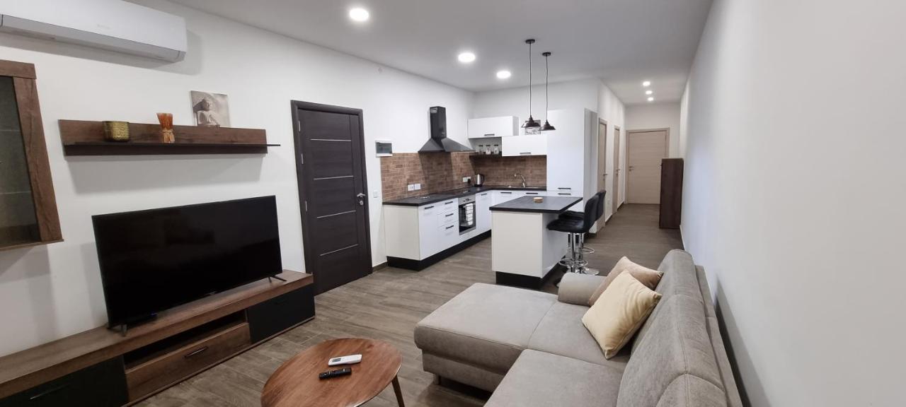 Enjoy And Relax Apartment มอสตา ภายนอก รูปภาพ